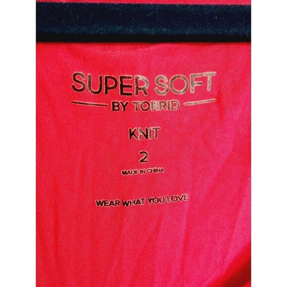 Torrid Super Soft Knits 2 Women's Blouse Red Eyelet‎ Short Sleeve Scoop Neck 2X - Picture 5 of 5